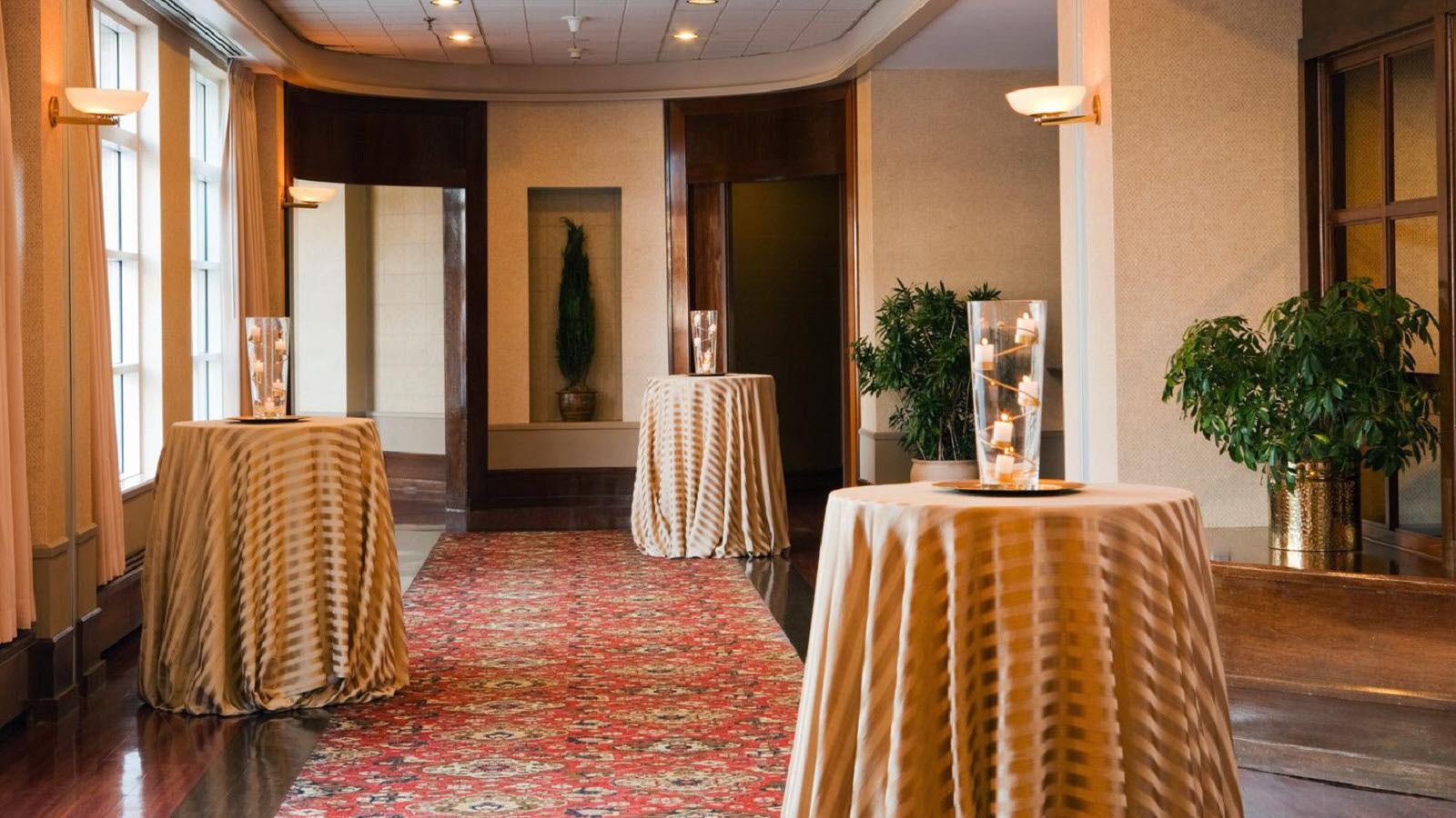 Sheraton Portsmouth Harborside Hotel - 7