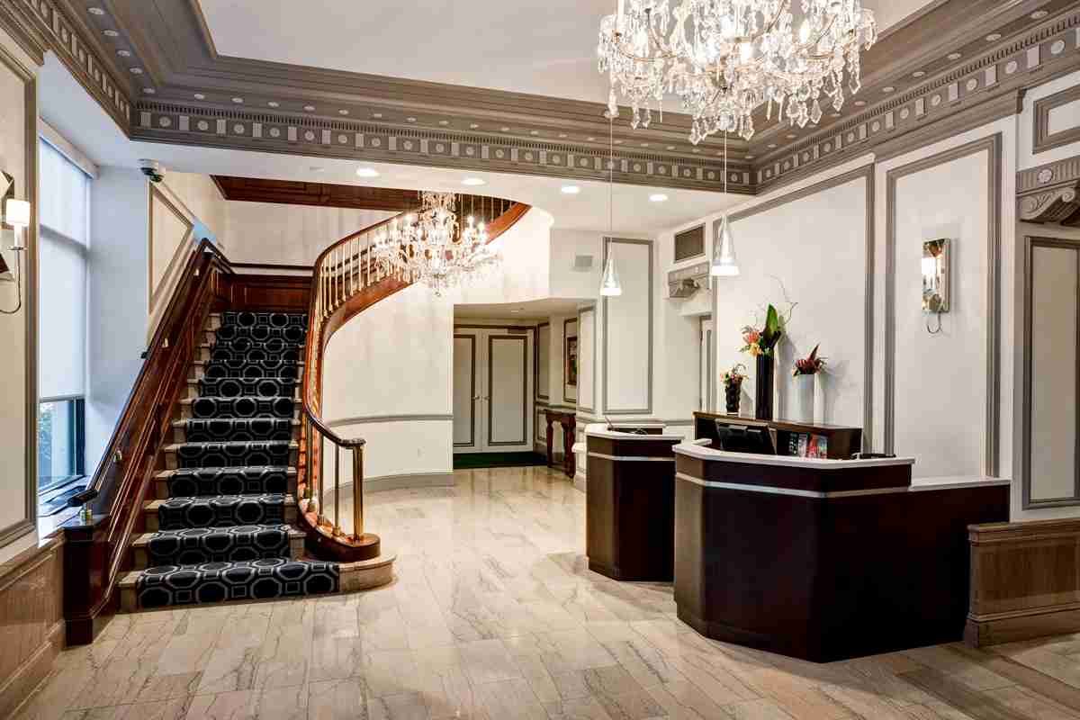 Phoenix Park Hotel - 7