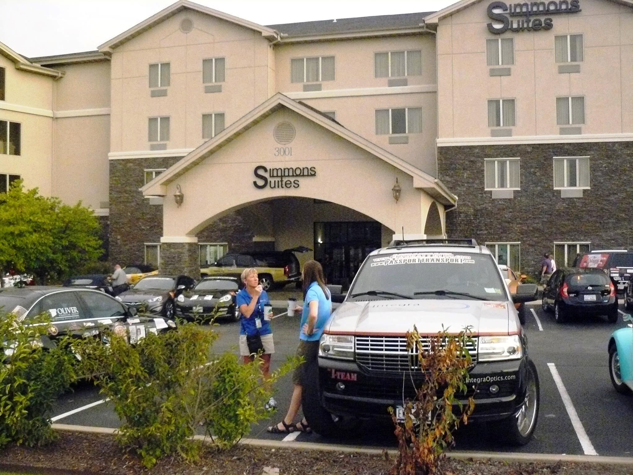 Simmons Suites Hotel - 7