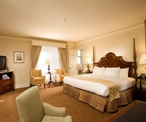 The Seeback Hilton Louisville - 7