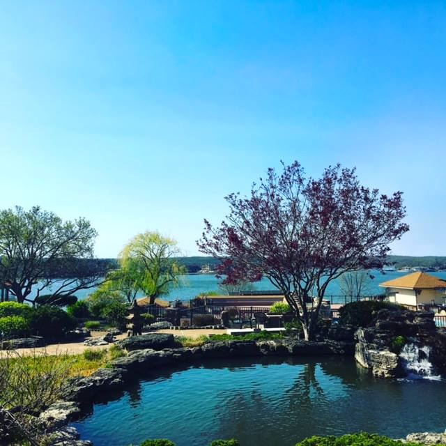 The Lodge Of Four Seasons - 2