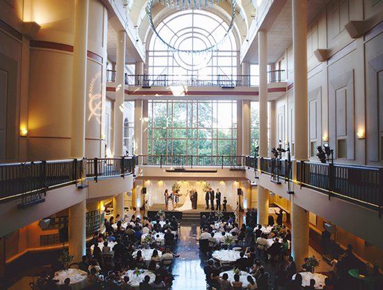 Tsakopooulos Library Galleria - 5