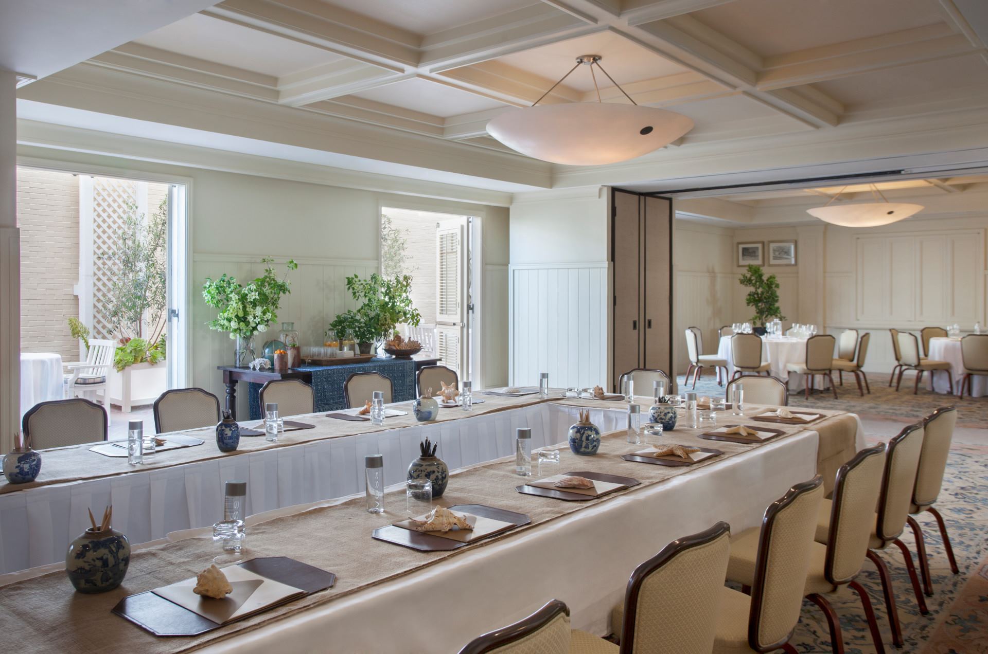 Shutters On The Beach Hotel - 5