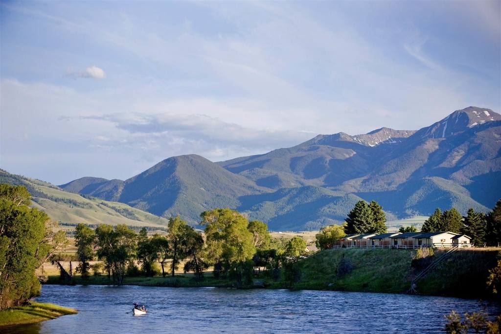 Yellowstone Valley Lodge - 6