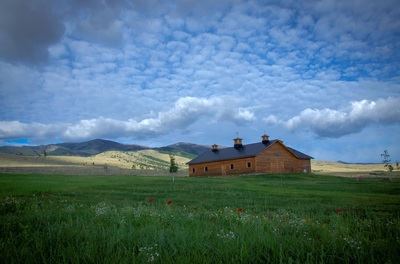 Y Know Barn And Event Center, LLC - 4