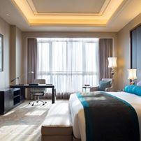 Crowne Plaza Bloomington - 7