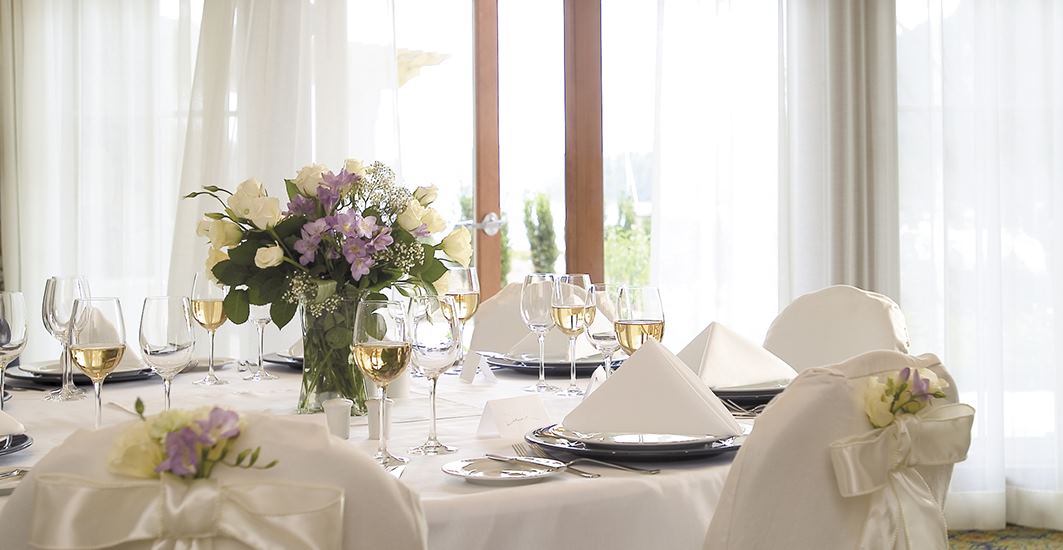 Poets Cove Resort And Spa - 4