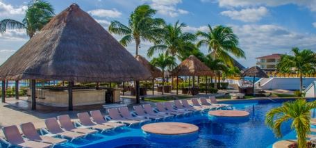 Le Blanc Spa Resort - 4