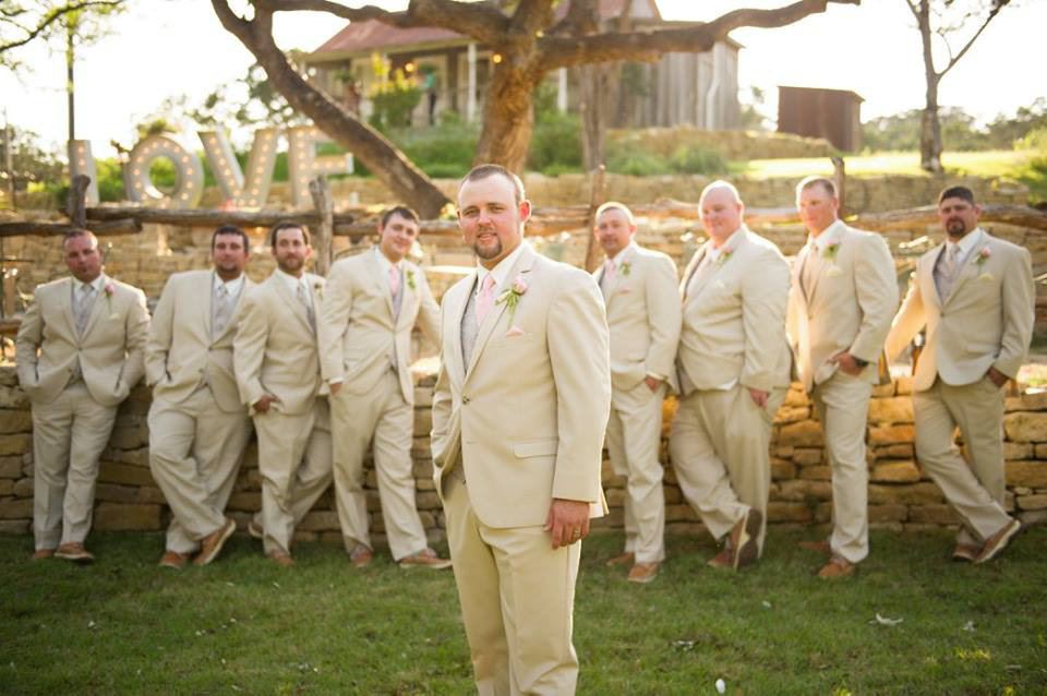 Kevin Fowler's Rustic Ranch - 7