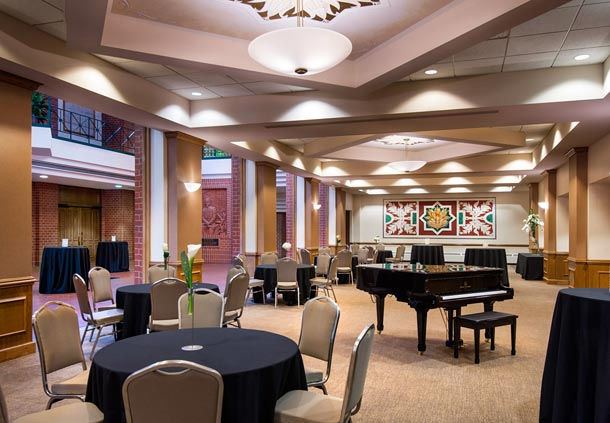 The Lincoln Marriott Cornhusker Hotel - 5