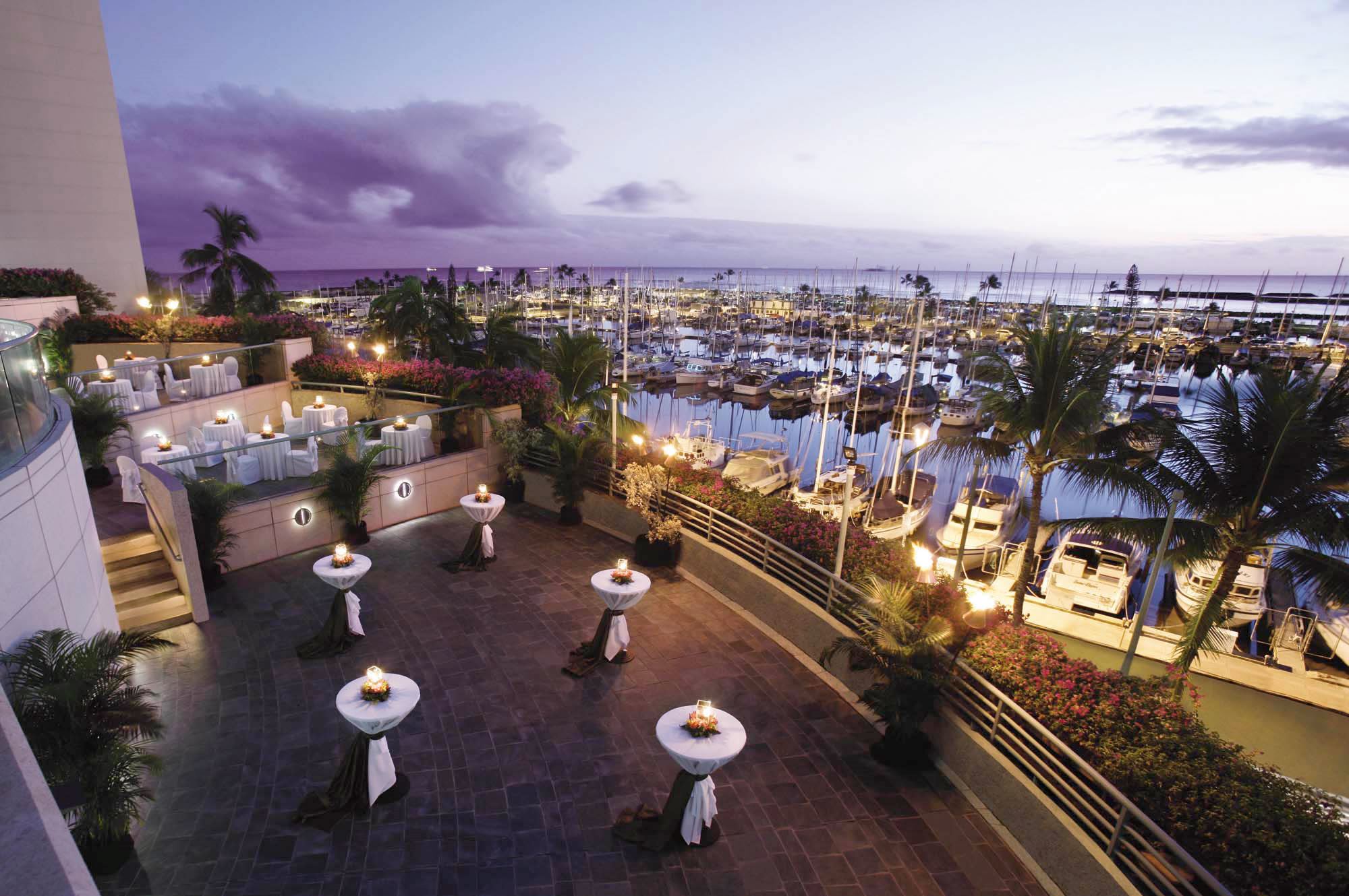 Hawaii Prince Hotel Waikiki - 1