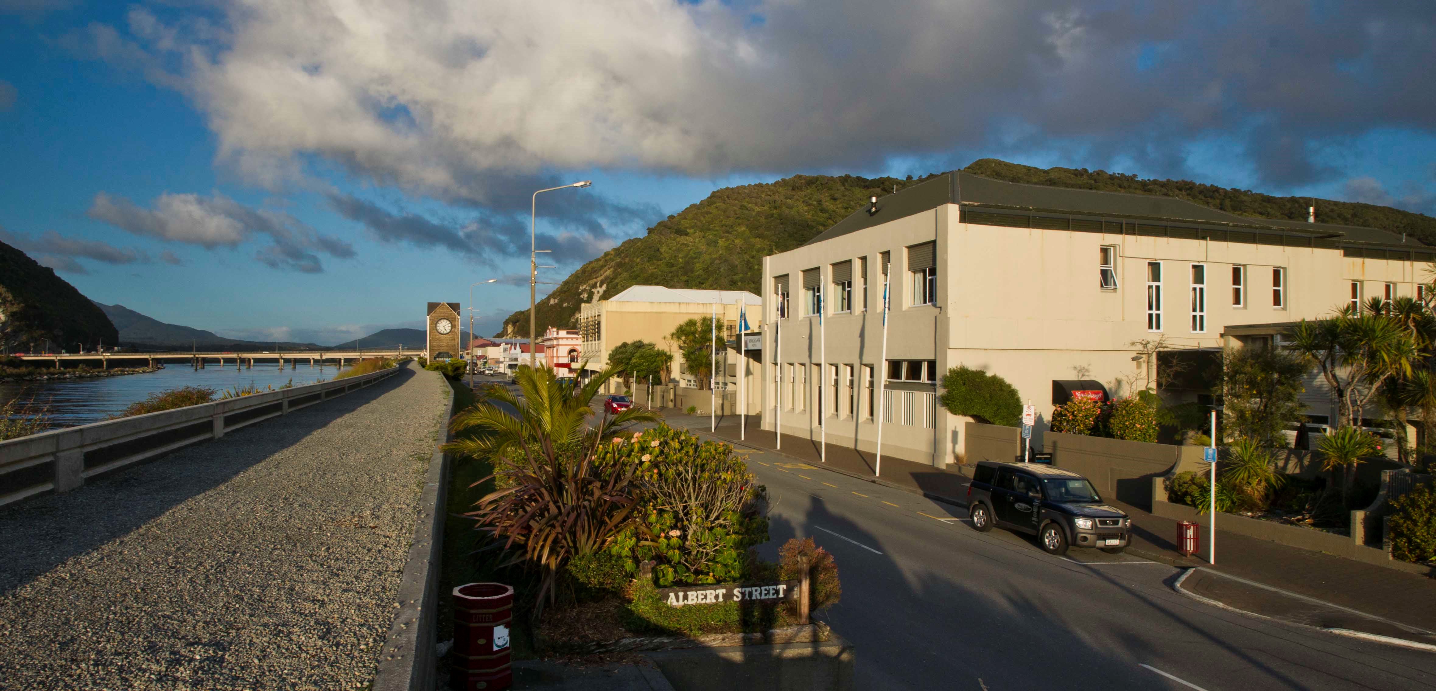 Kingsgate Hotel Greymouth - 1