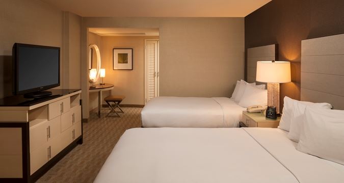 Hilton Los Angeles Airport - 6