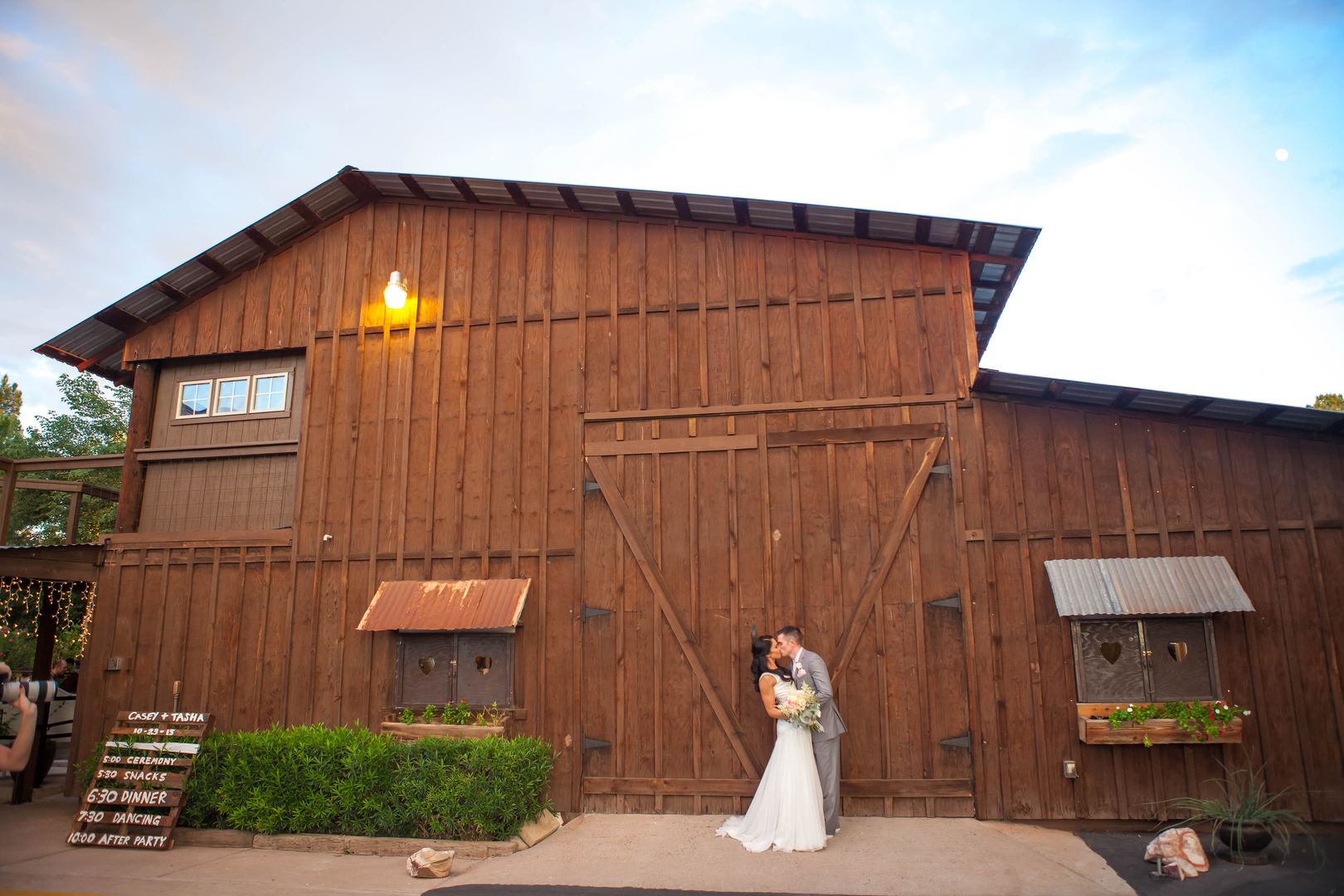 The Elegant Barn - 2