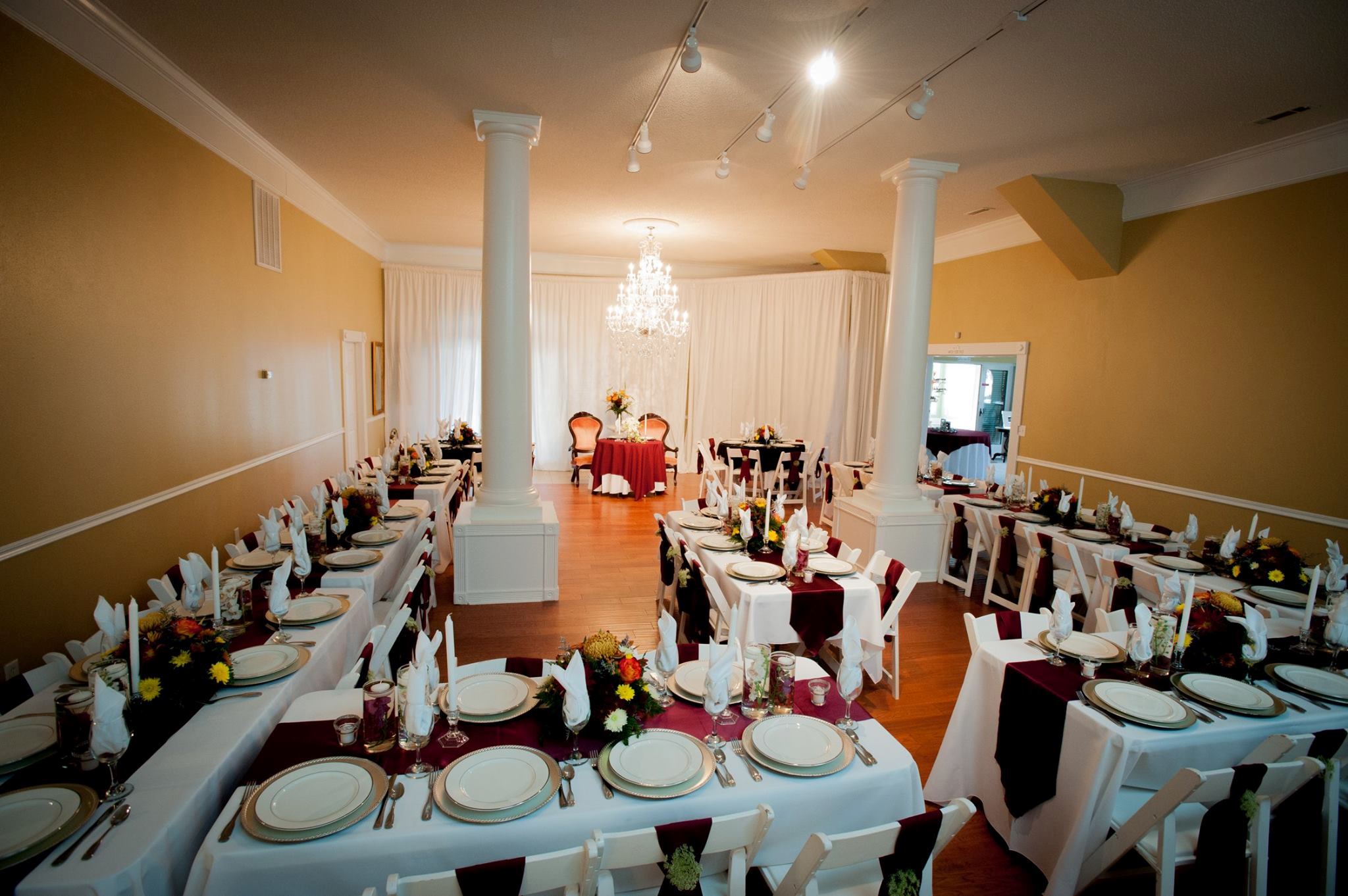 Swan House Boutique Wedding Resort - 3