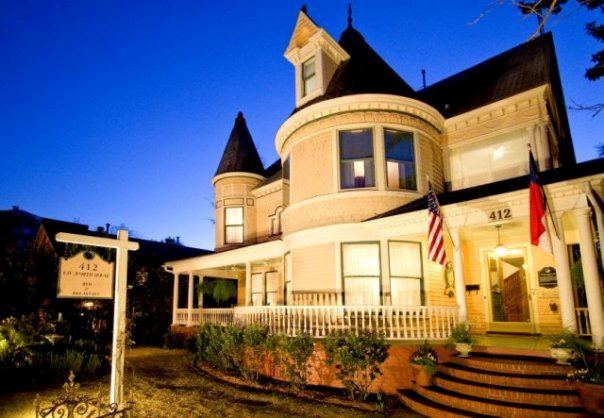 C.W. Worth House Bed and Breakfast - 1