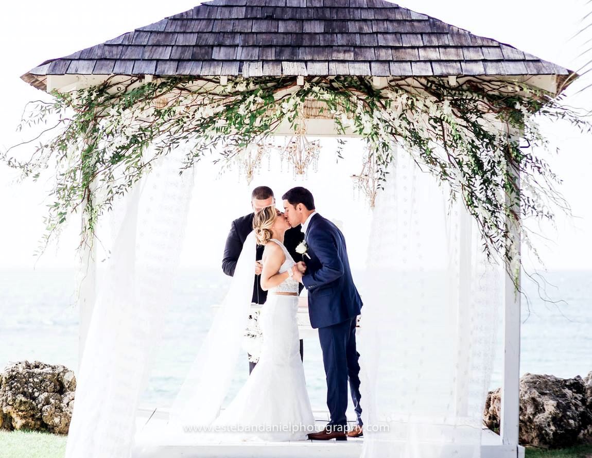 Villa Montana Beach Resort - 1