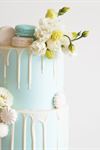 The Bride & Stork Cake Designs - 1