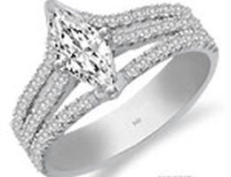 Douglas Jeweler, in Hartford, Wisconsin