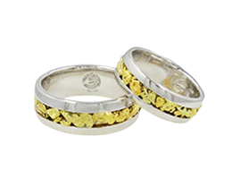 Alberts Jewelers, in Clinton, Iowa