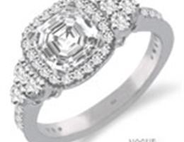 Bennett's Gems & Jewelry, in Belfast, Maine