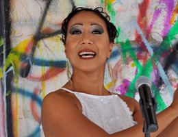 Amy Sorinio - Entertainer, in Palm Beach, N/A
