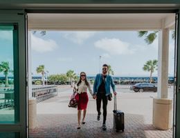 First Class Aruba, in Oranjestad, SELECT STATE