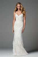 Laura's Couture Collection, in Shawnee, Kansas