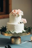 Dortoni Bakery and Pastry Shoppe, in Levittown, New York