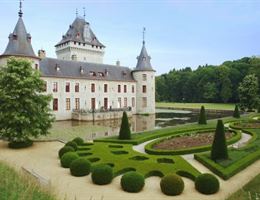 Chateau Jemeppe is a  World Class Wedding Venues Gold Member