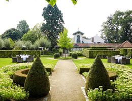 Hof te Rhode is a  World Class Wedding Venues Gold Member