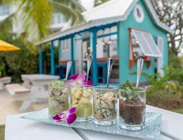 Sea Breeze Beach House is a  World Class Wedding Venues Gold Member