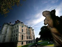 Chateau La Caniere is a  World Class Wedding Venues Gold Member