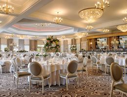 Castle Court Hotel is a  World Class Wedding Venues Gold Member