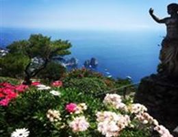 Capri Palace Hotel And Spa is a  World Class Wedding Venues Gold Member