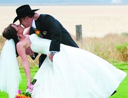 Yolo Fliers Club is a  World Class Wedding Venues Gold Member