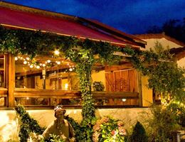 Robin's Restaurant  And Garden is a  World Class Wedding Venues Gold Member