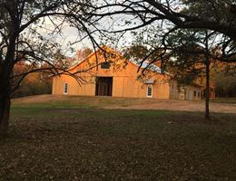 Cedar Ridge Barn Wedding And Event Venue is a  World Class Wedding Venues Gold Member