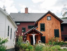 Mad River Barn is a  World Class Wedding Venues Gold Member