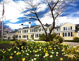 Agawam Hunt is a  World Class Wedding Venues Gold Member