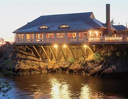 Squantum Association is a  World Class Wedding Venues Gold Member