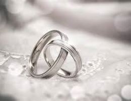 The Grass Wagon is a  World Class Wedding Venues Gold Member