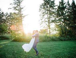 Badger Farms, LLC is a  World Class Wedding Venues Gold Member