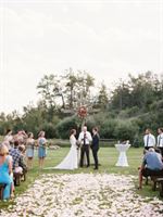 Wildflower Gardens is a  World Class Wedding Venues Gold Member