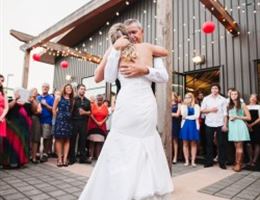 Baker Creek Place is a  World Class Wedding Venues Gold Member