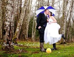 Wallace Falls Lodge is a  World Class Wedding Venues Gold Member