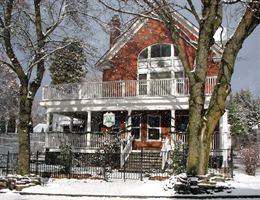 Greenbriar Inn is a  World Class Wedding Venues Gold Member