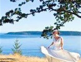 Eagles Nest Retreat is a  World Class Wedding Venues Gold Member