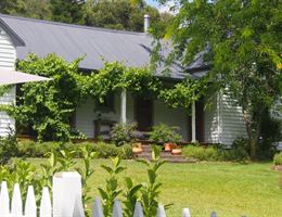 The Hillview is a  World Class Wedding Venues Gold Member