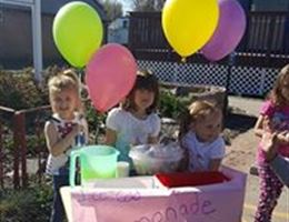 Richards-Hart Estate is a  World Class Wedding Venues Gold Member